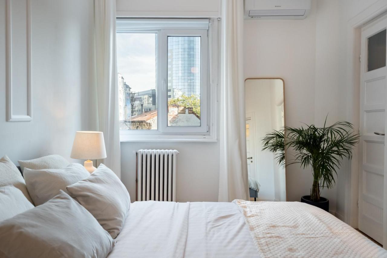 Cismigiu Serenity: 1Br Flat With Scenic Balcony Bukareszt Zewnętrze zdjęcie
