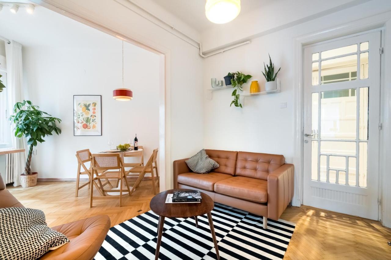 Cismigiu Serenity: 1Br Flat With Scenic Balcony Bukareszt Zewnętrze zdjęcie