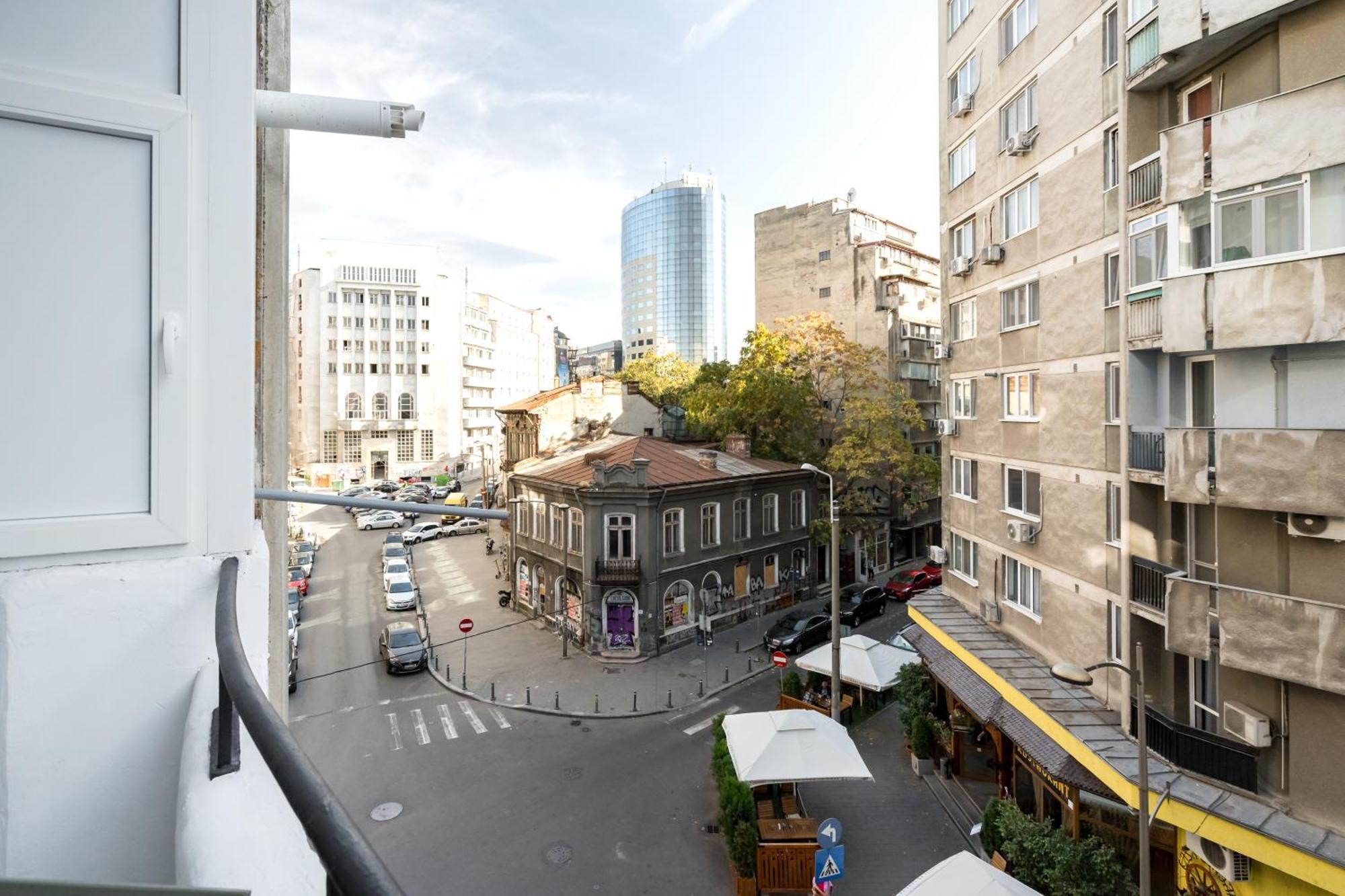 Cismigiu Serenity: 1Br Flat With Scenic Balcony Bukareszt Zewnętrze zdjęcie